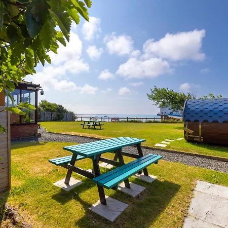 Holiday home Roa Island House